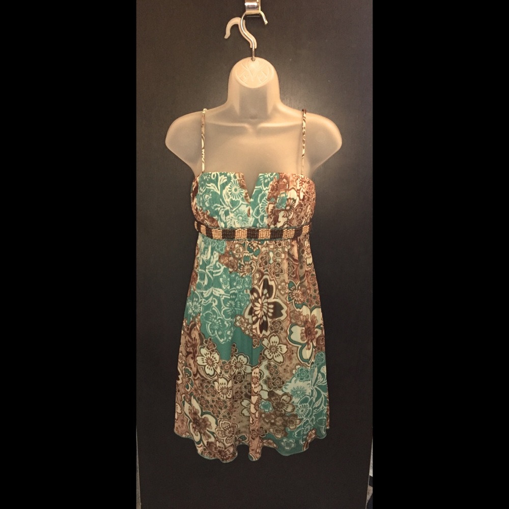 Juniors Dress